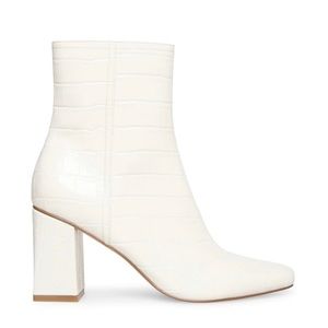 Steve Madden “Divine” White Crocodile Heeled Boots in size 9